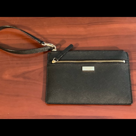 Kate spade wristlet - Picture 1 of 3